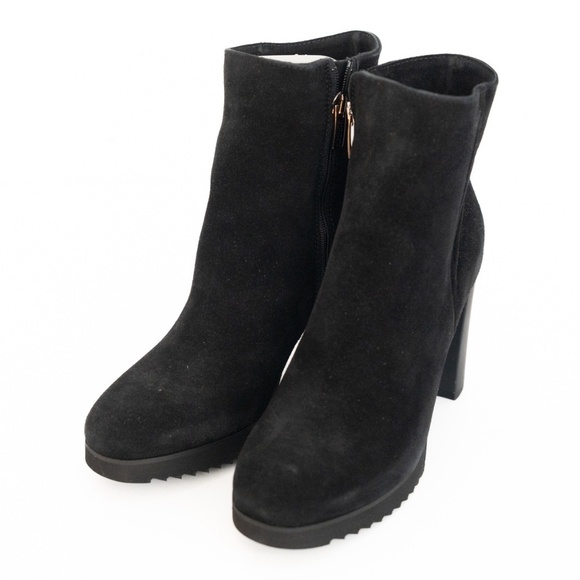 La Canadienne. Women's Myranda Bootie. - Picture 2 of 14